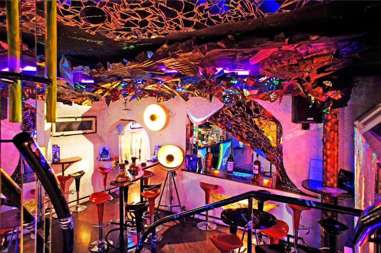 Hostel Scandic Сараєво Екстер'єр фото